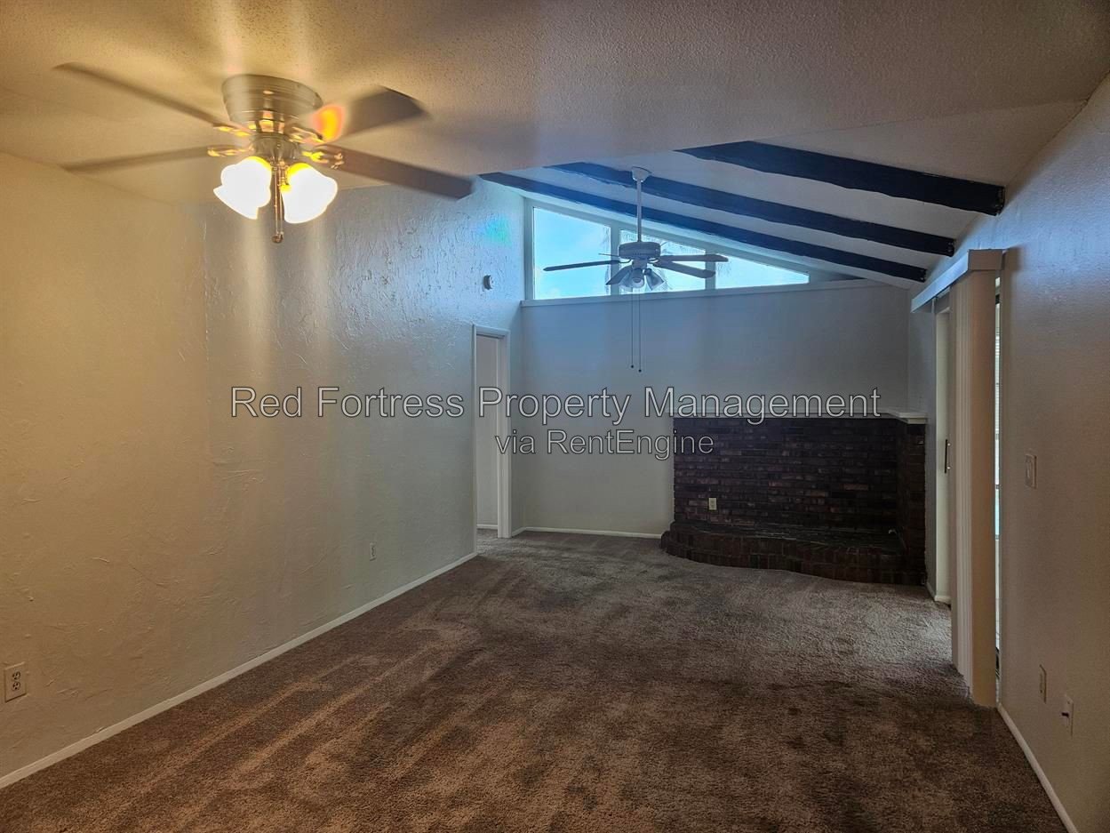 11 SE 20th Ct property image