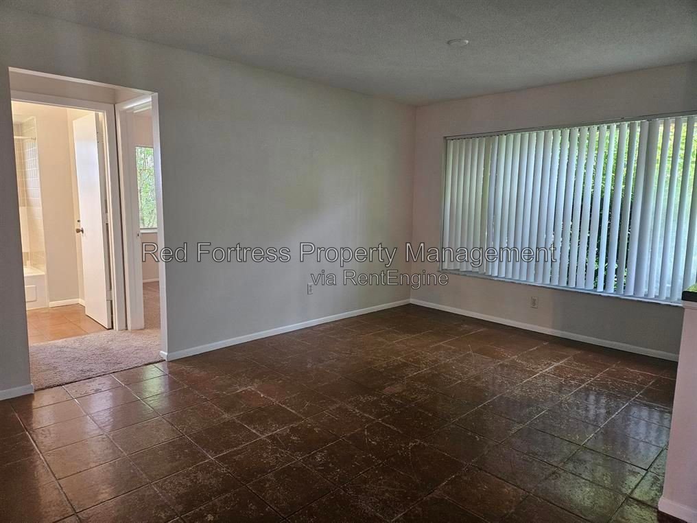 11 SE 20th Ct property image