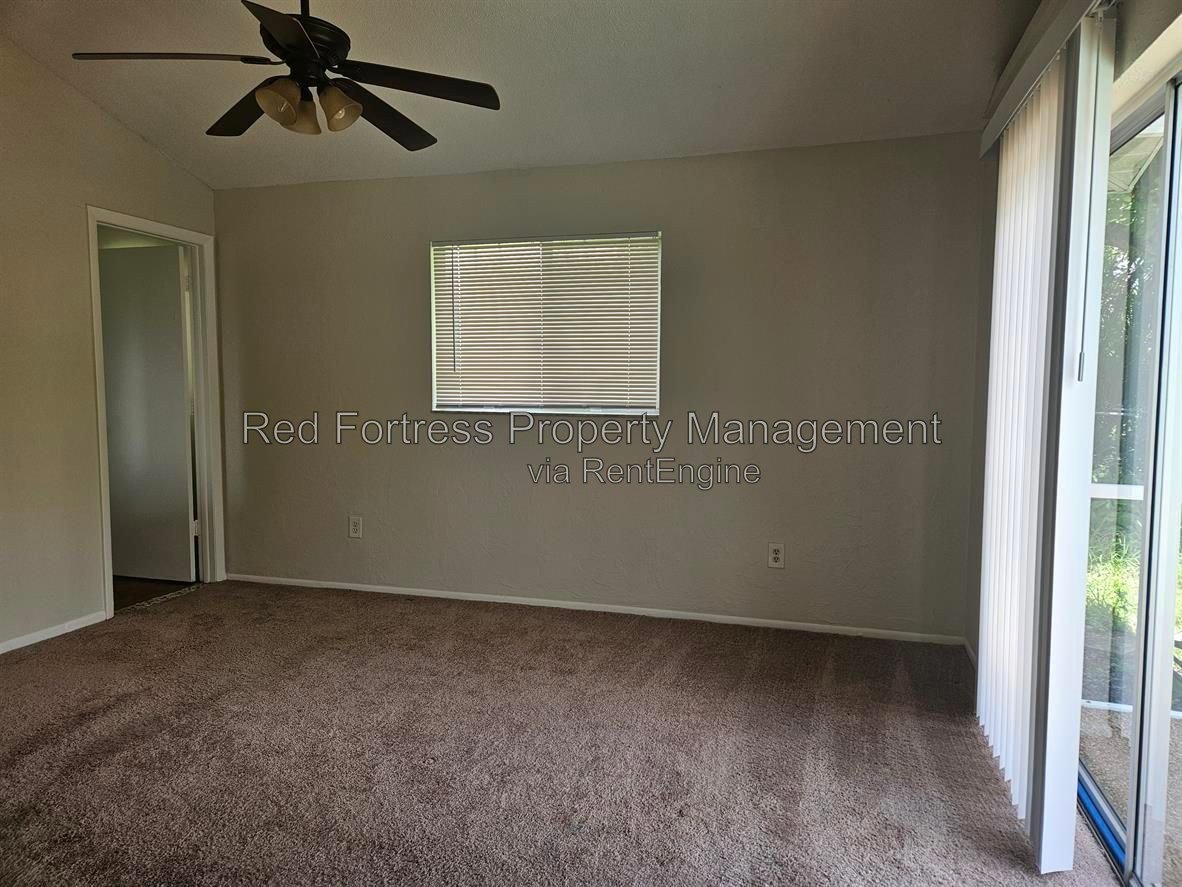 11 SE 20th Ct property image