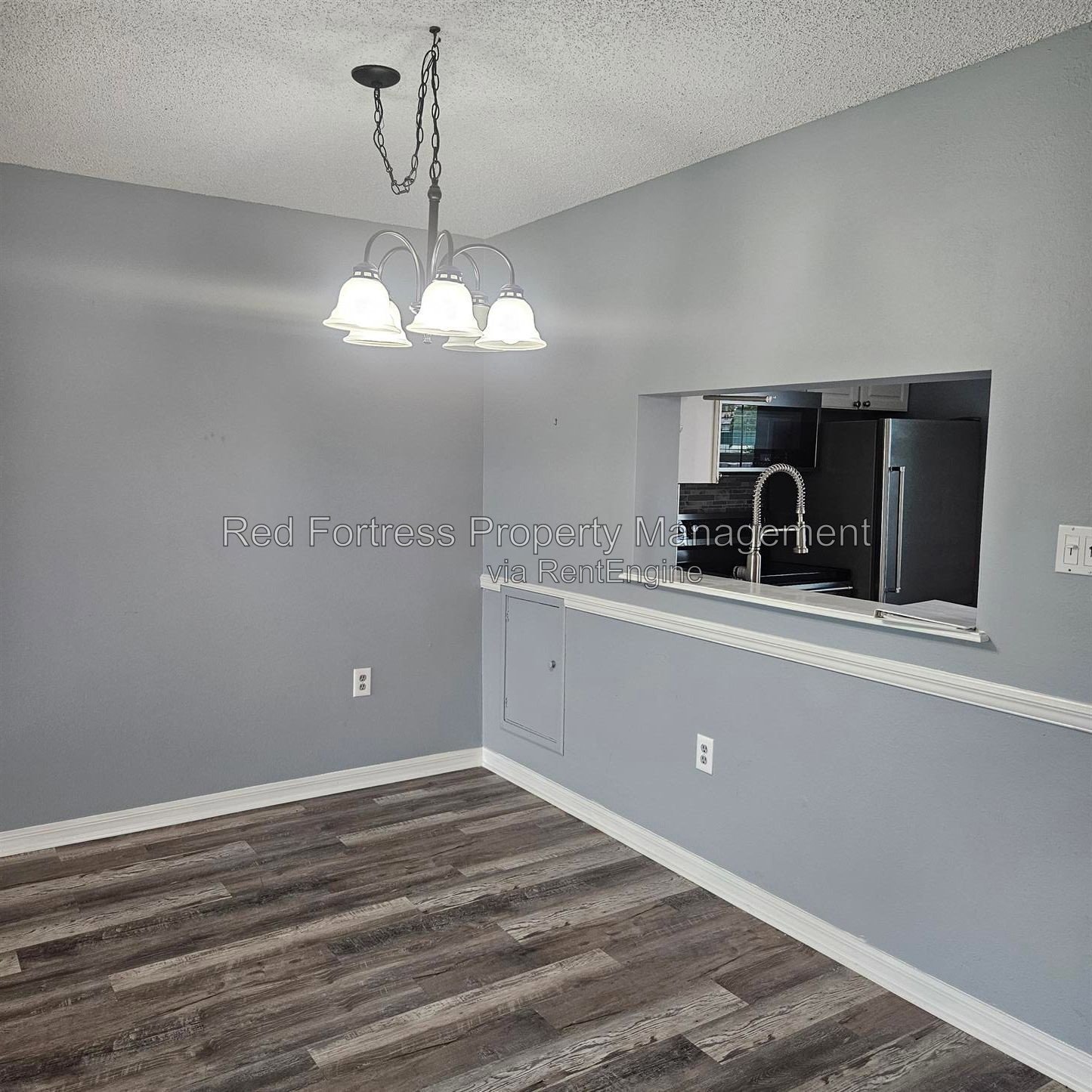 1660 Pine Valley Dr property image