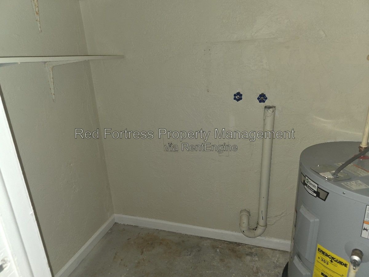 718 Karlov St property image