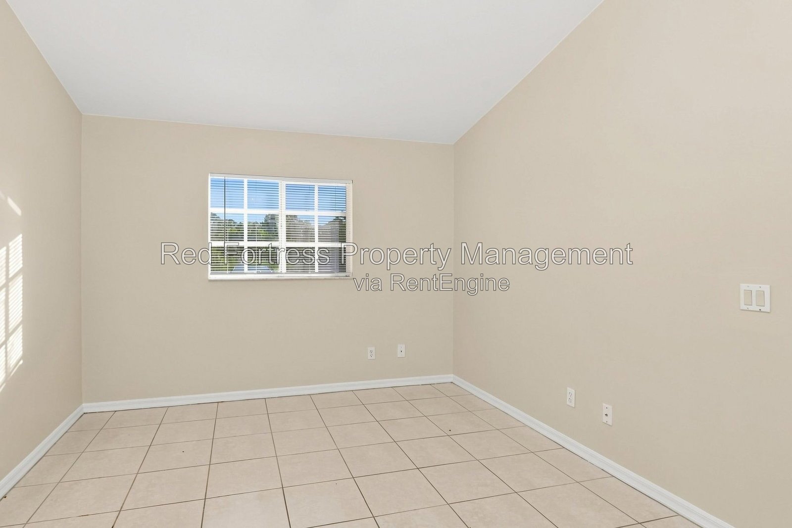 5237 30th St SW property image