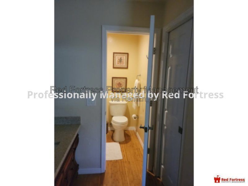 15076 Parkside Dr #6 property image
