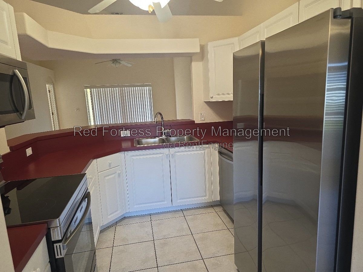 4519 SW 7th Pl property image