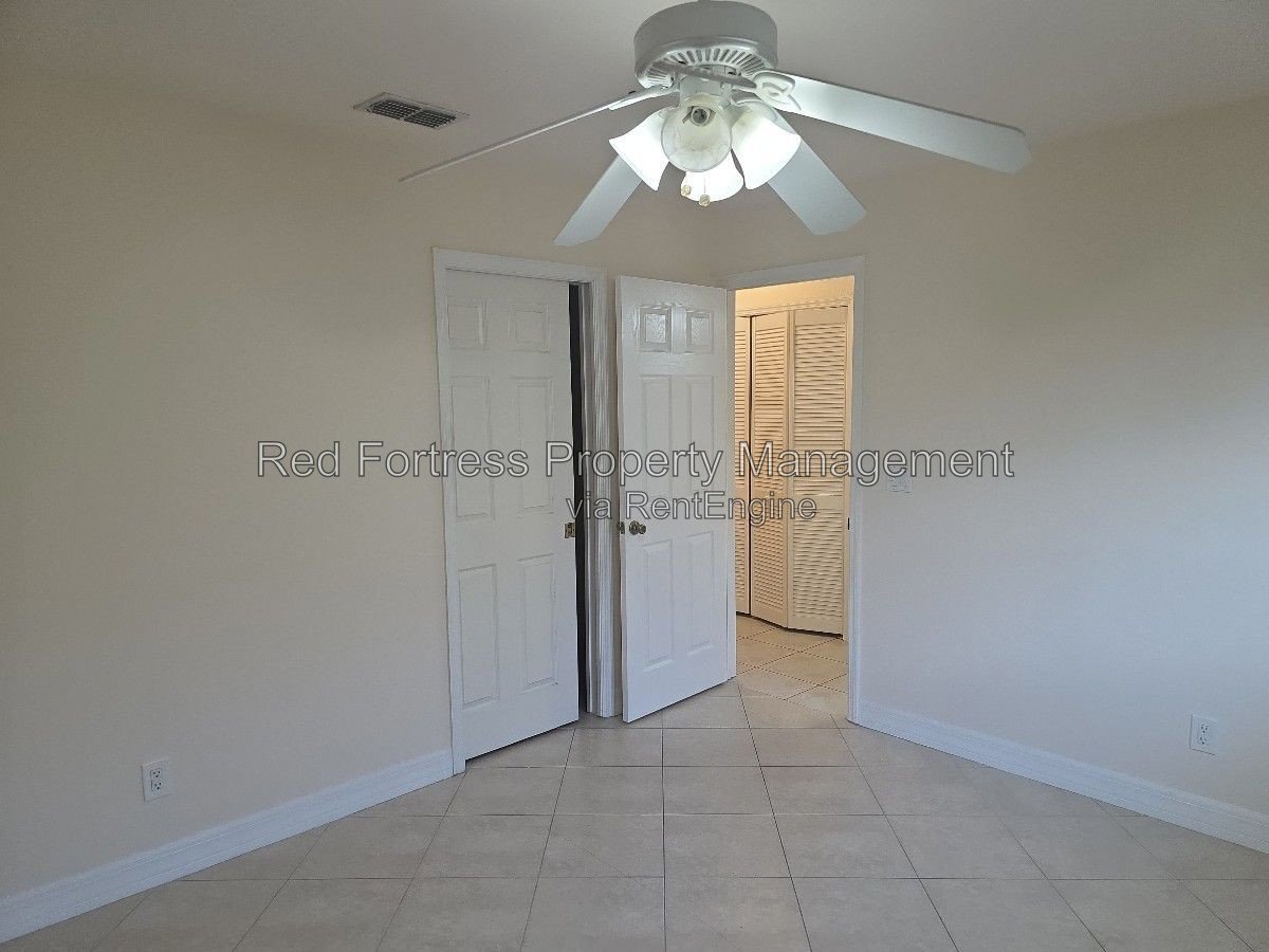 4519 SW 7th Pl property image