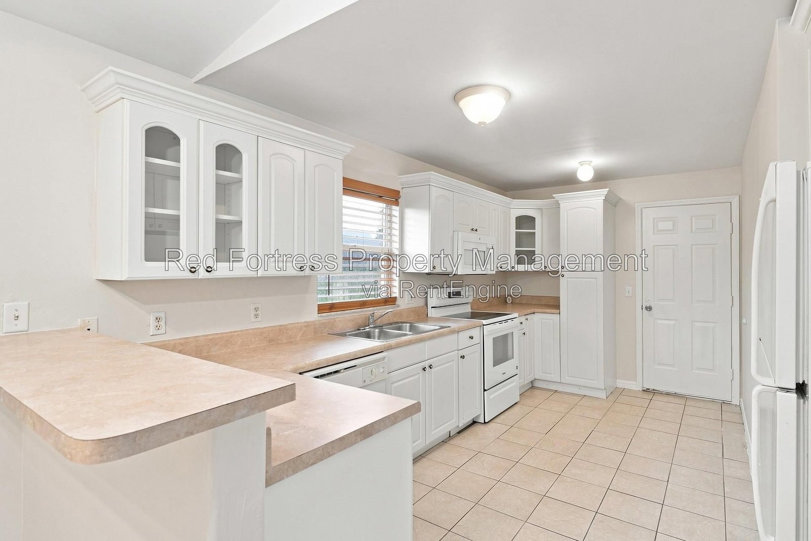 1814 SW 42nd St property image
