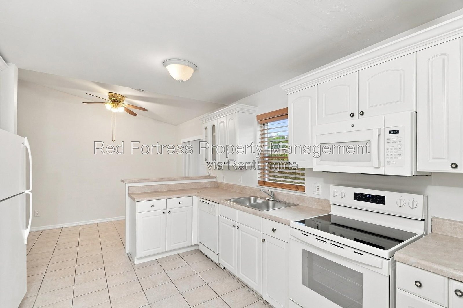 1814 SW 42nd St property image