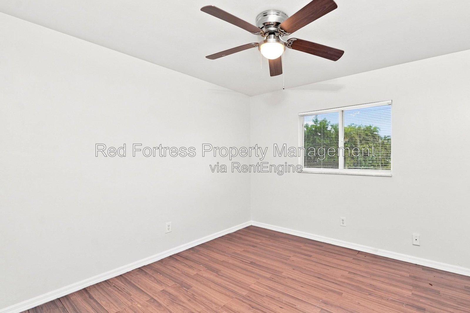 1814 SW 42nd St property image