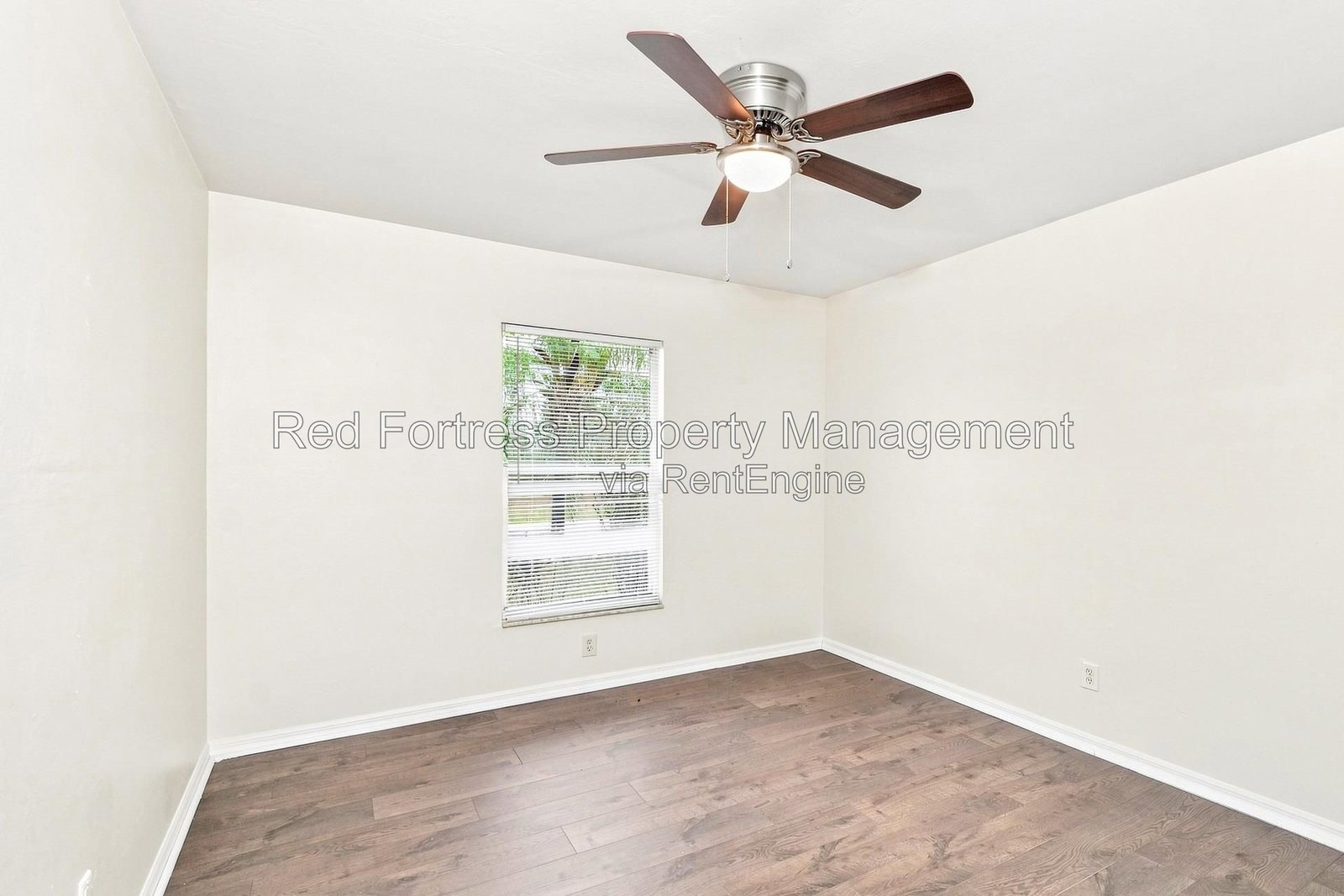 1814 SW 42nd St property image