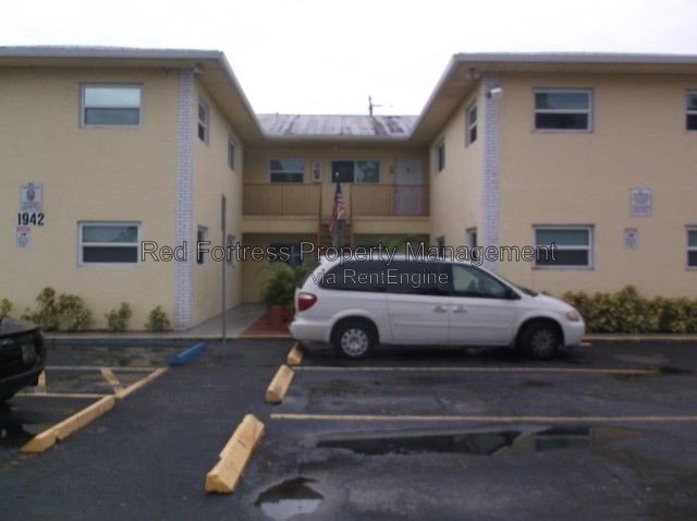1942 Passaic Ave #8 property image