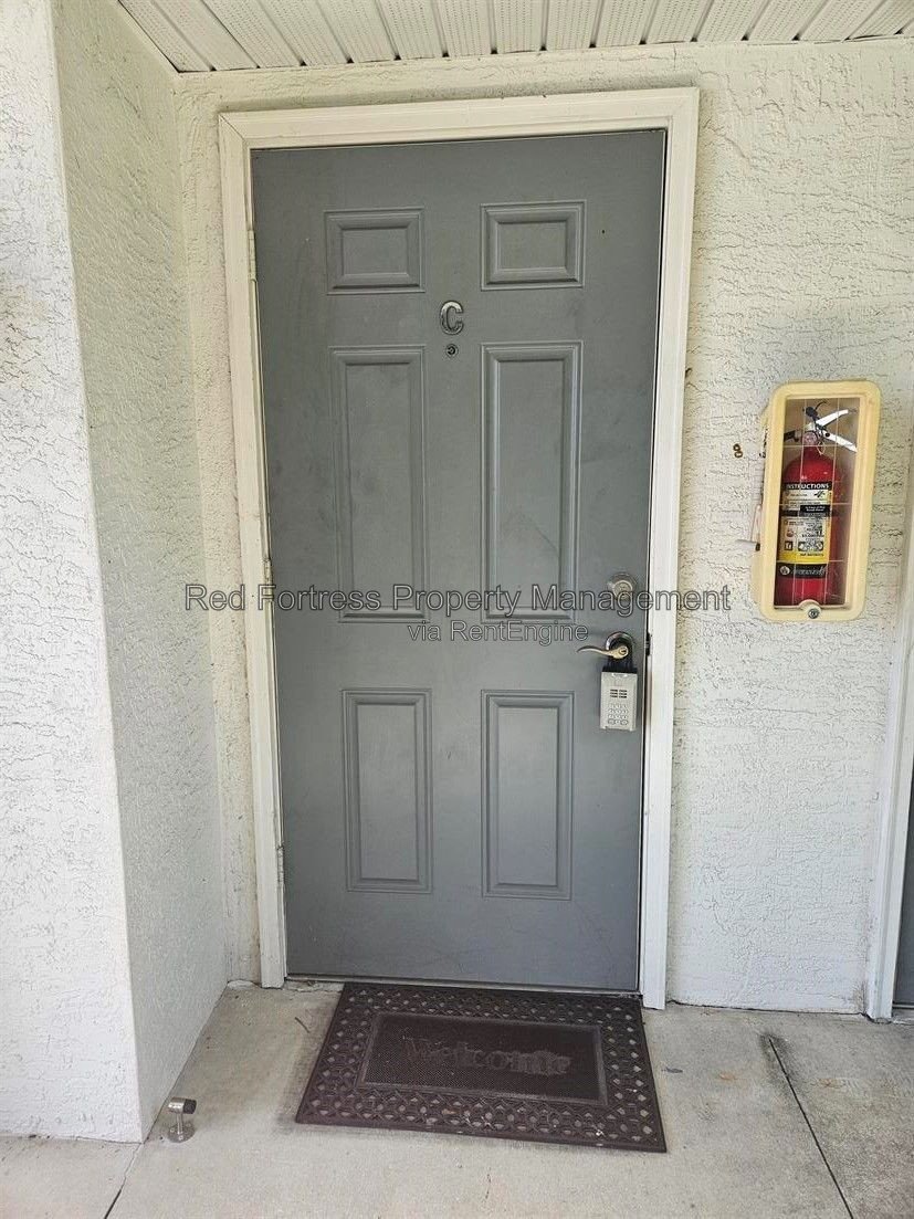 1916 Santa Barbara C property image