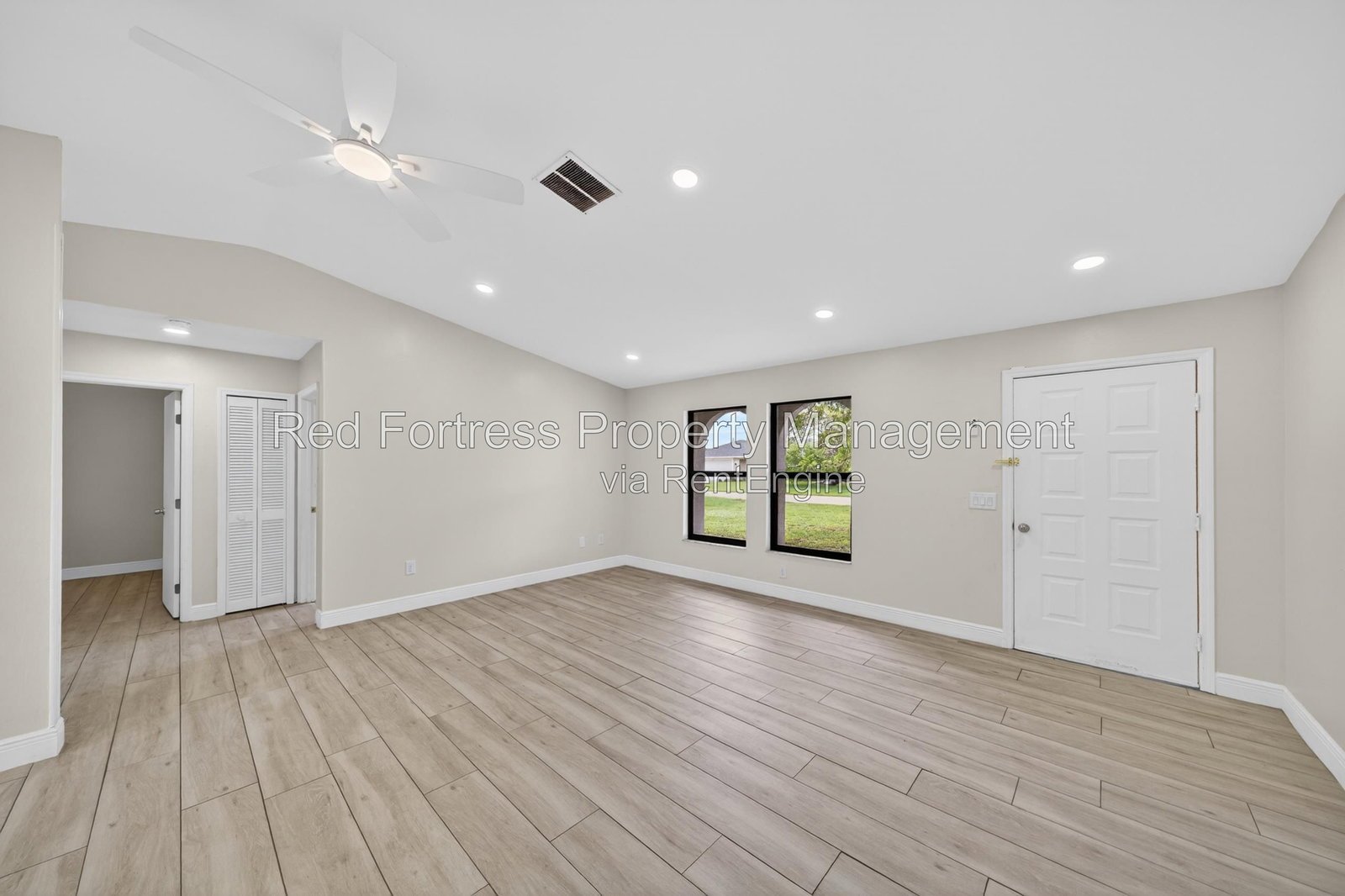 1420 SE 19th St property image