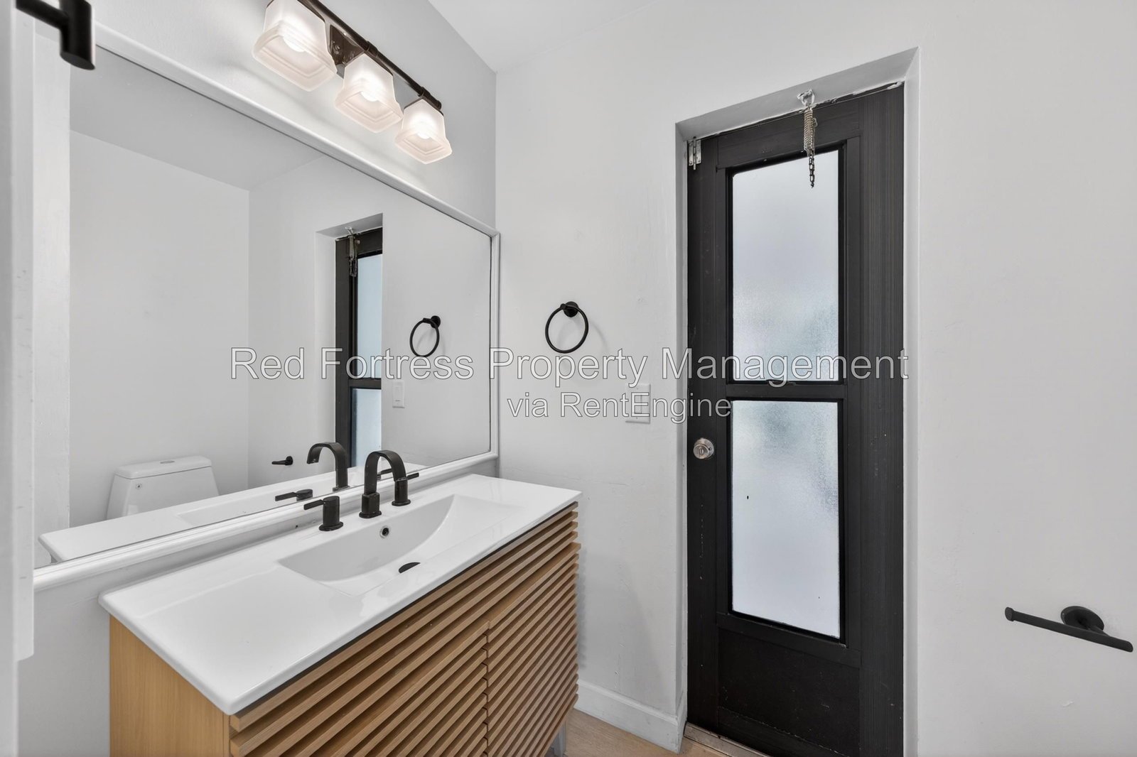 1420 SE 19th St property image