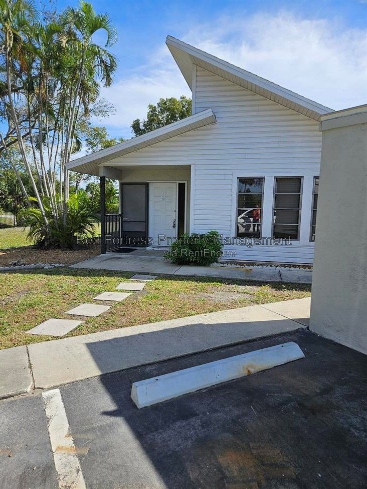 17020 Golfside #103 property image