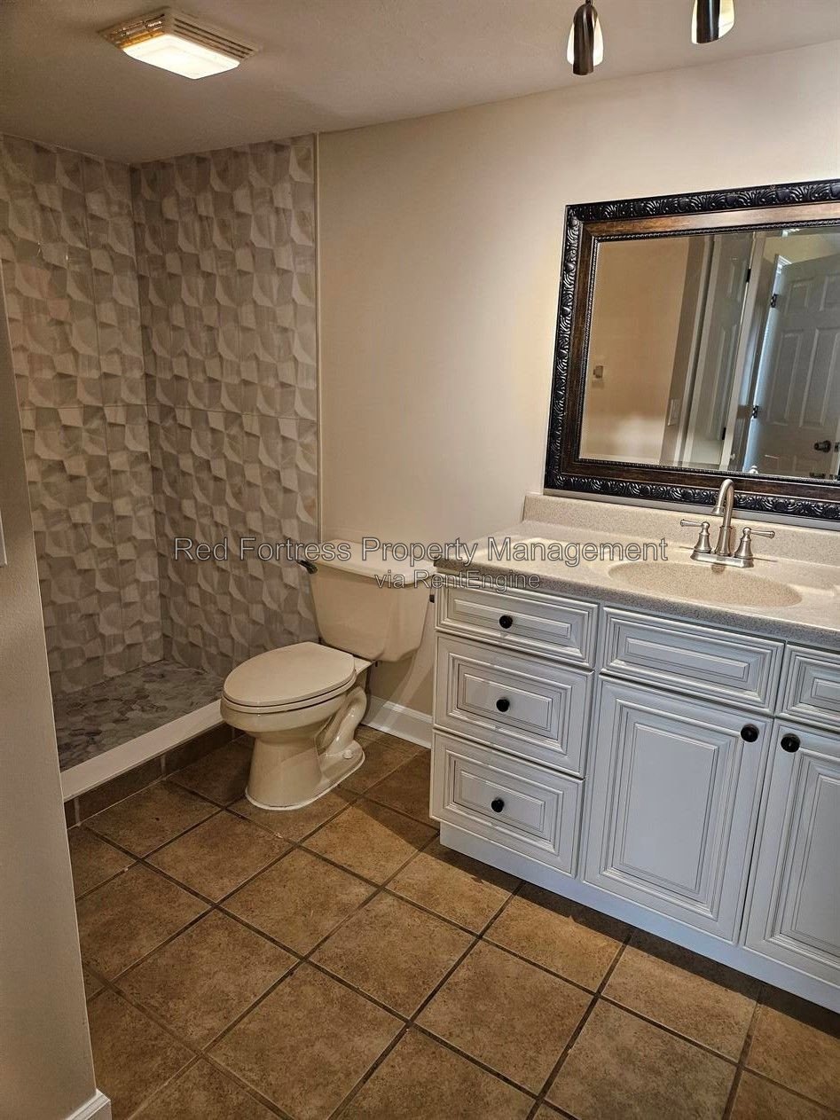 17020 Golfside #103 property image