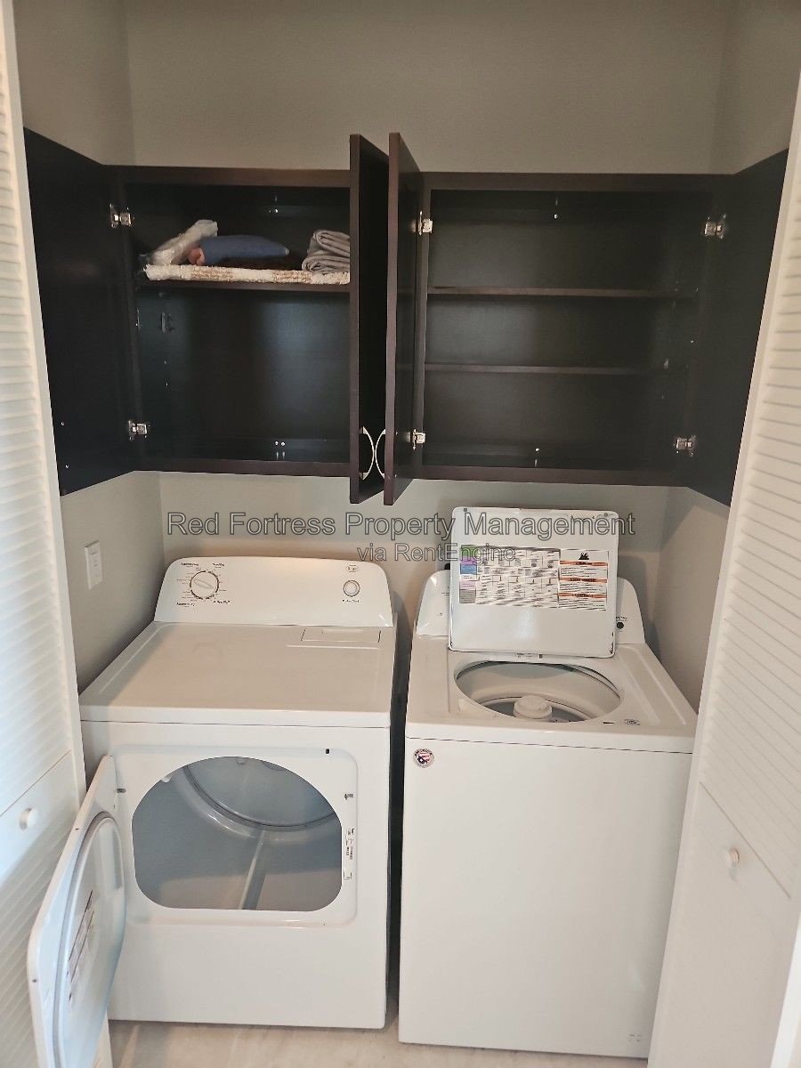 421 SW 47th Ter #101 property image