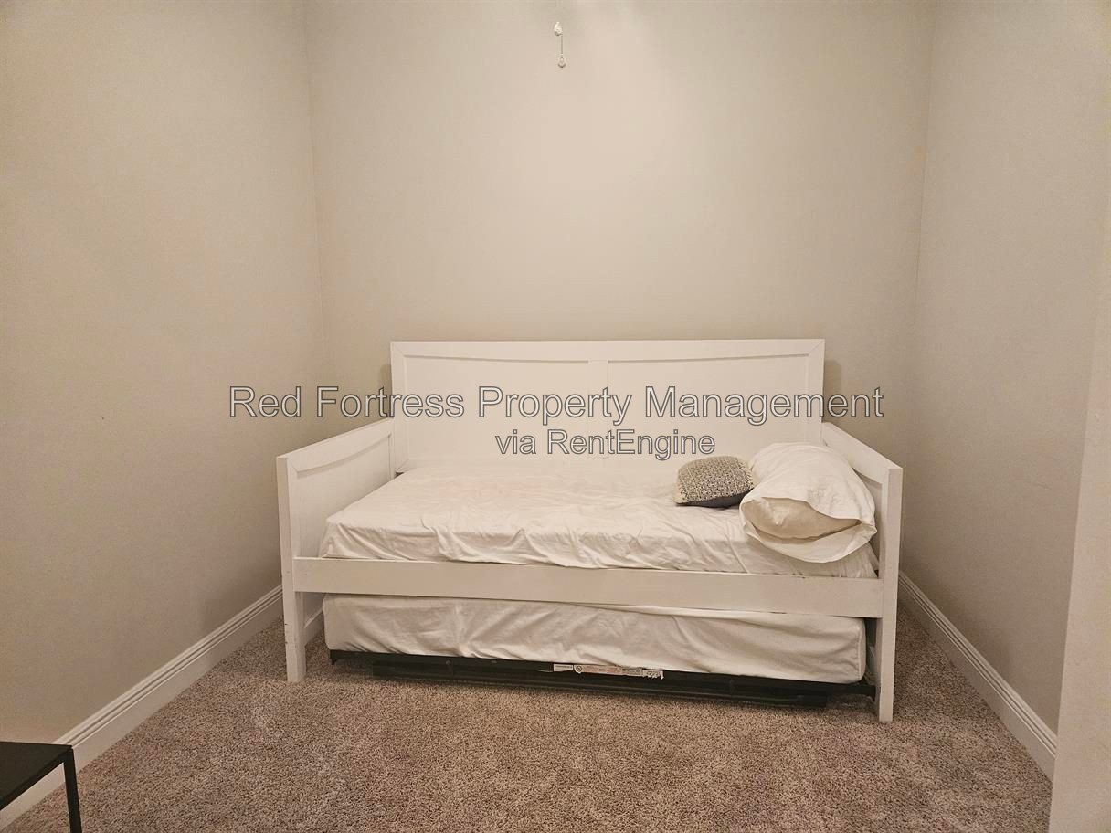 421 SW 47th Ter #104 property image