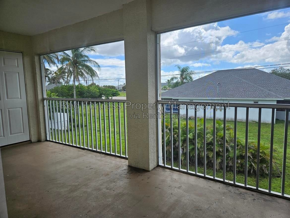 1016 SW 47th #201 property image