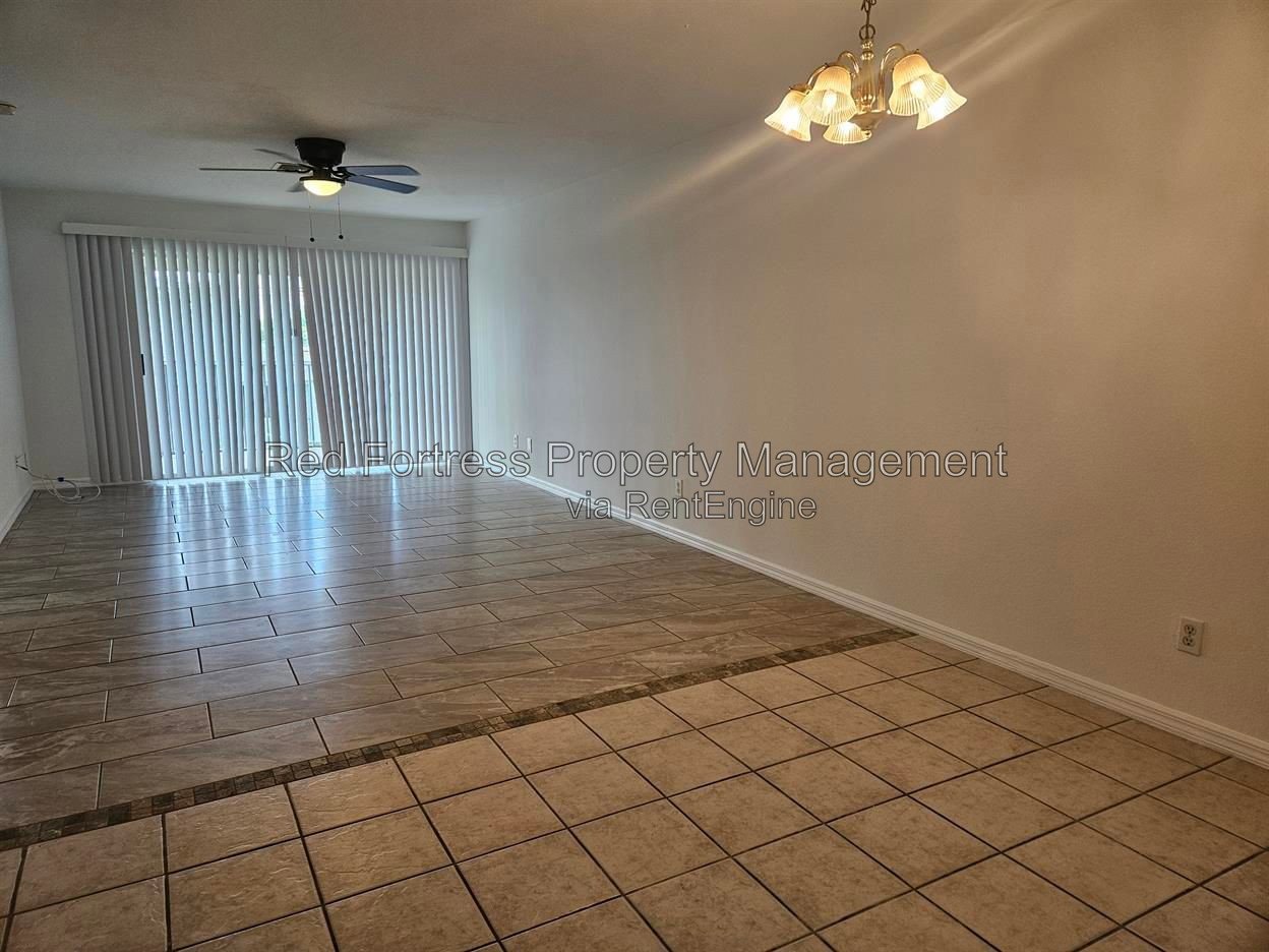 1016 SW 47th #201 property image