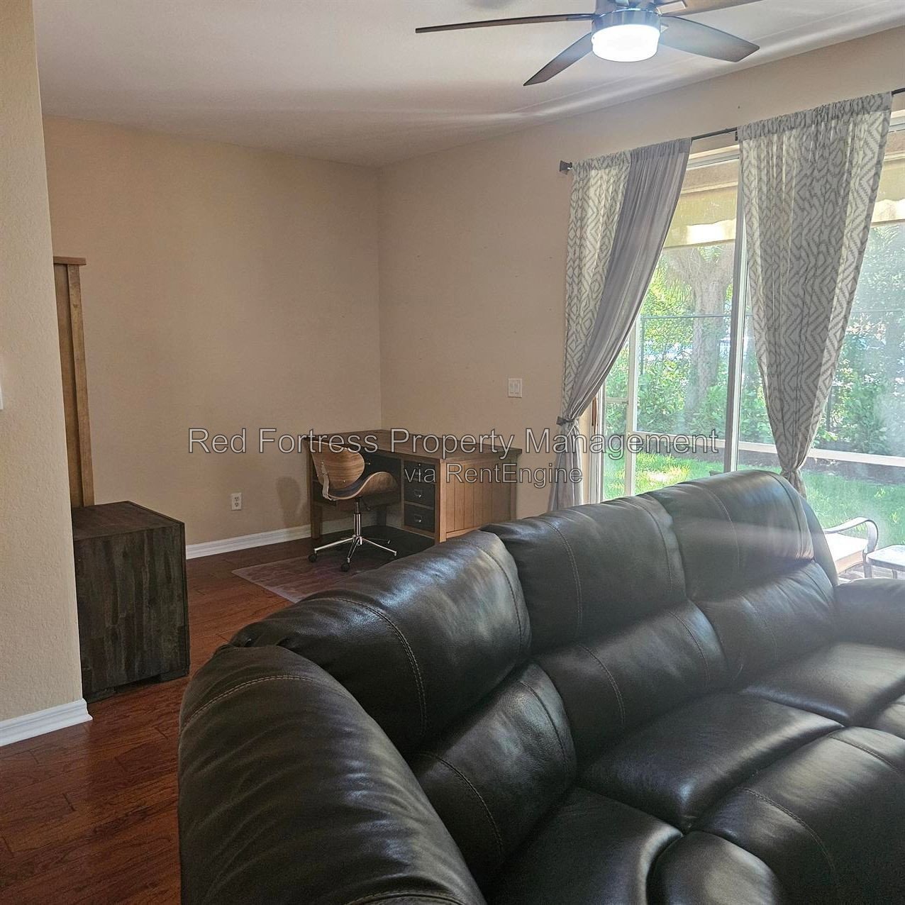 9521 Roundstone Cir property image