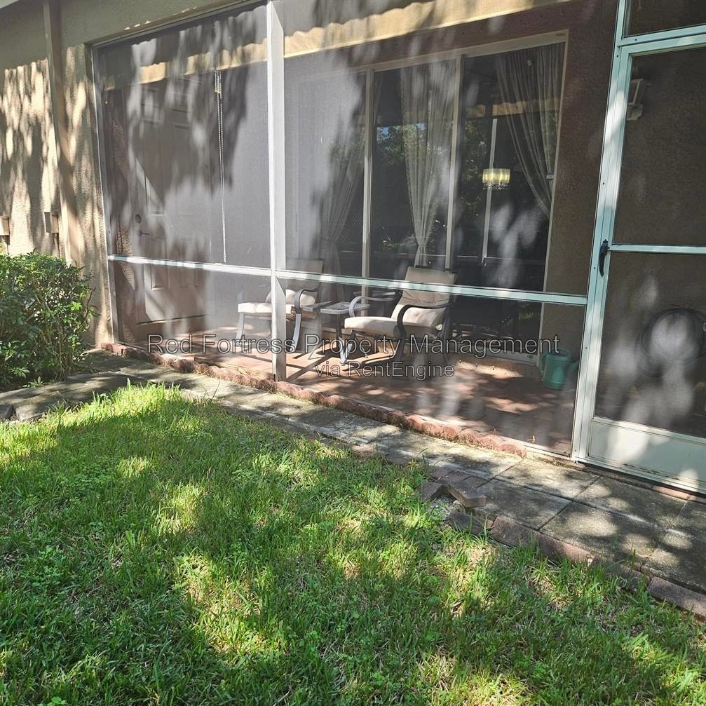 9521 Roundstone Cir property image