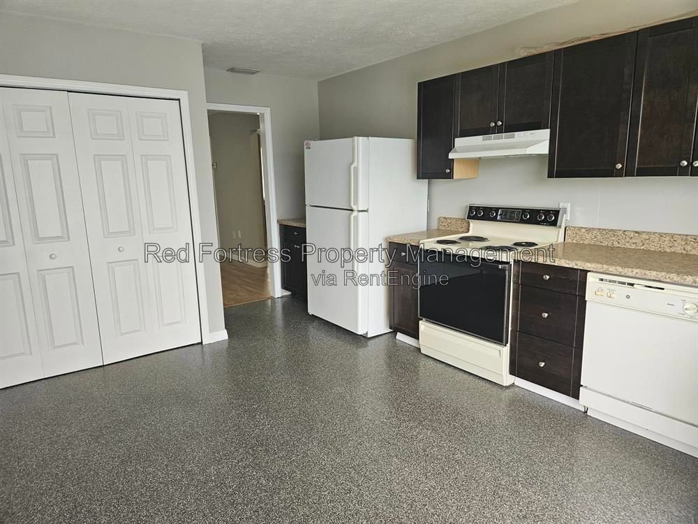 1014 SE 9th Ct D property image