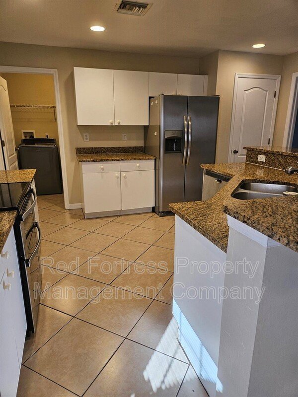 2604 45th St SW property image