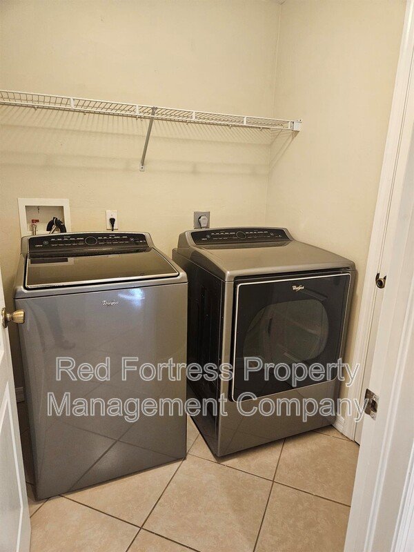 2604 45th St SW property image